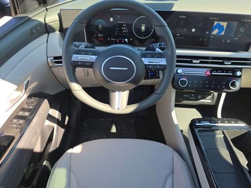 New 2026 Hyundai Tucson Limited image 22