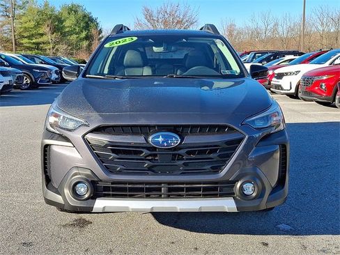 Used 2023 Subaru Outback Limited image 2