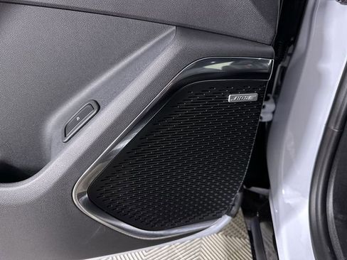 New 2026 Chevrolet Traverse RS w/ LPO, Floor Liner Package image 45