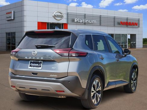 Used 2023 Nissan Rogue SV AWD/4WD image 4