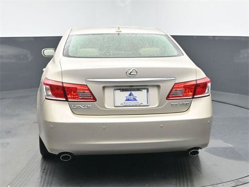Used 2010 Lexus ES 350 image 7