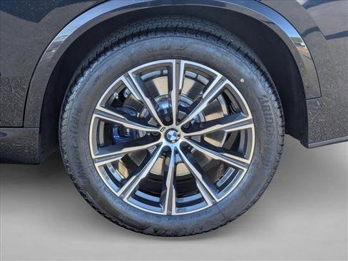 Certified 2022 BMW X5 M50i w/ Executive Package image 23