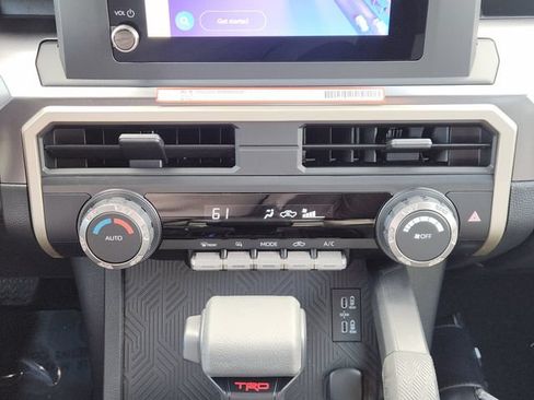 New 2026 Toyota Tacoma TRD Off-Road AWD/4WD image 18