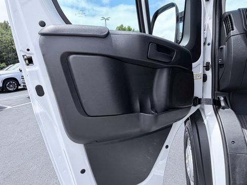 Used 2026 RAM ProMaster 2500 w/ Convenience Group FWD image 30