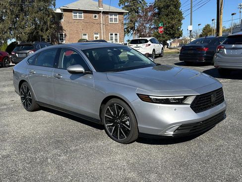 New 2025 Honda Accord Touring image 2