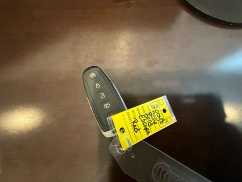 Used 2016 Ford Escape Titanium w/ Equipment Group 301A FWD image 13