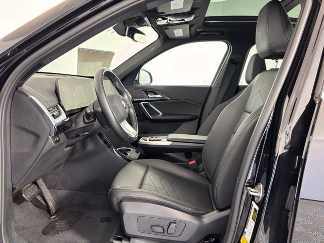 Used 2023 BMW X1 xDrive28i w/ Convenience Package AWD/4WD image 11
