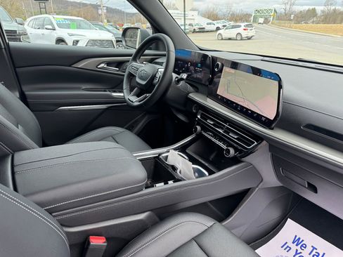 New 2026 Chevrolet Traverse LT image 47