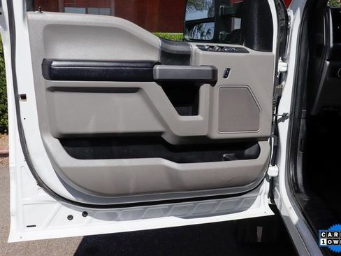 Used 2018 Ford F550 4x4 Crew Cab Super Duty image 16