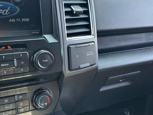 Used 2015 Ford F150 XLT w/ Equipment Group 302A Luxury AWD/4WD image 15