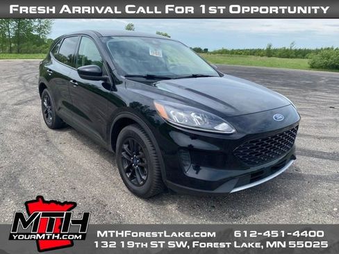 Used 2020 Ford Escape SE Sport AWD/4WD image 2