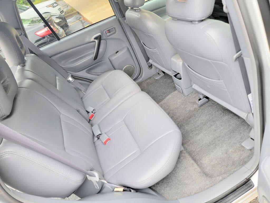 Used 2002 Toyota RAV4 4WD w/ "L" Pkg image 17