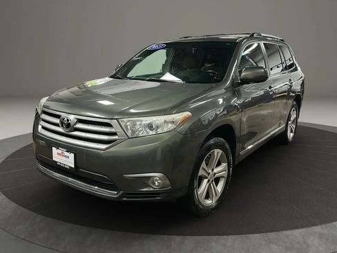 Used 2013 Toyota Highlander Limited image 1
