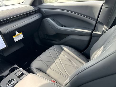 New 2024 Ford Mustang Mach-E Select w/ Comfort Package Lite AWD/4WD image 18