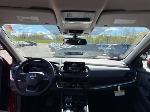 New 2026 Nissan Rogue SV AWD/4WD image 28