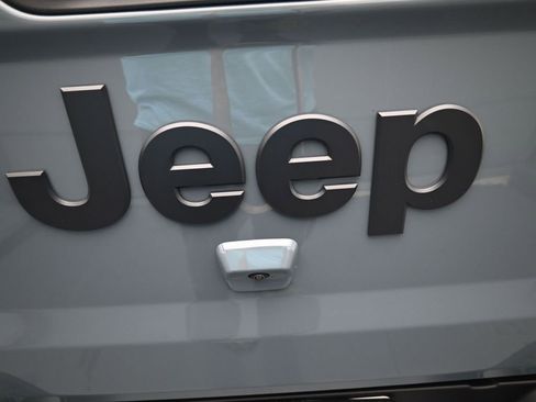 New 2026 Jeep Gladiator Sport AWD/4WD image 22