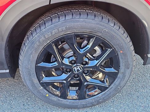 Certified 2024 Honda HR-V Sport image 8