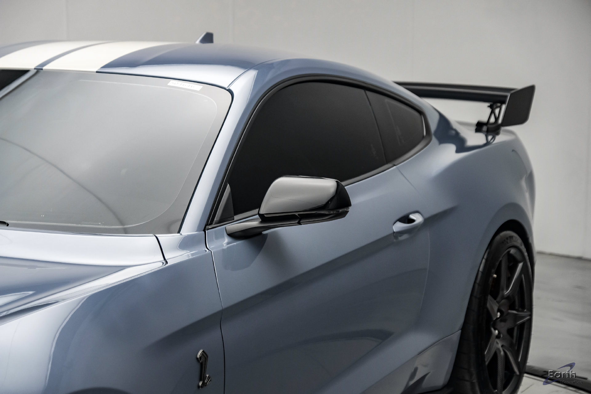Used 2022 Ford Mustang Shelby GT500 w/ Carbon Fiber Track Pack RWD image 33