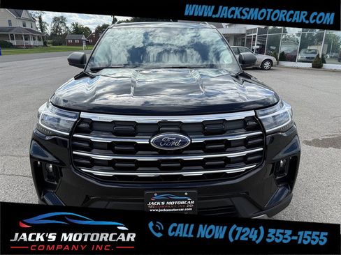 Used 2025 Ford Explorer Active w/ Active Comfort Package AWD/4WD image 4