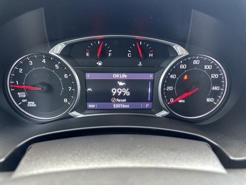 Used 2022 GMC Terrain AT4 w/ LPO, Floor Liner Package image 23