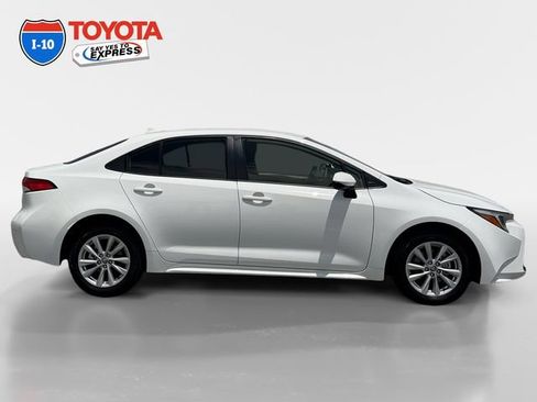 Certified 2026 Toyota Corolla LE w/ LE Premium Package FWD image 6