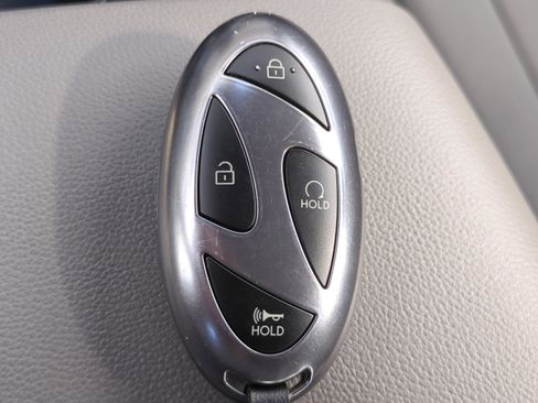 Certified 2025 Hyundai Elantra SEL FWD image 23