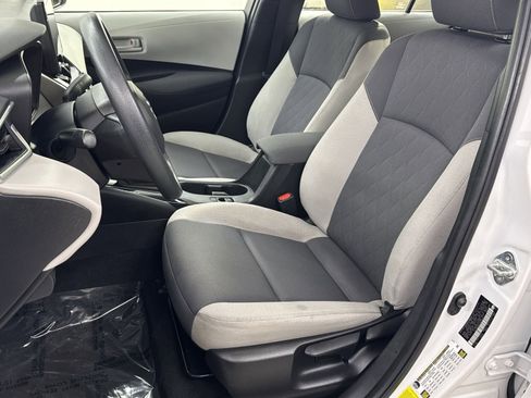 Used 2024 Toyota Corolla LE image 17