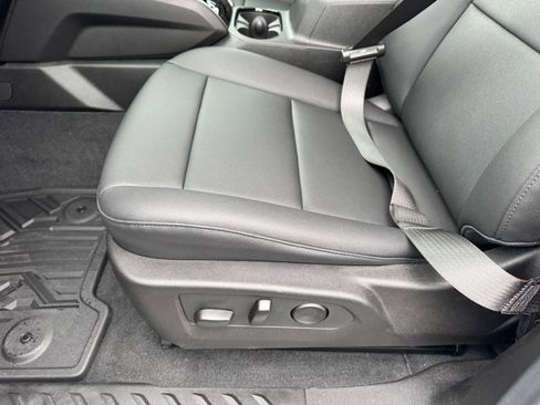 New 2025 Chevrolet Colorado Trail Boss w/ Midnight Edition AWD/4WD image 10