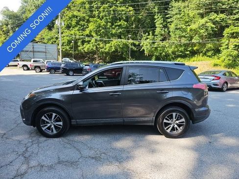 Used 2016 Toyota RAV4 XLE FWD image 6