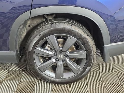 Used 2025 Honda Pilot Sport image 16