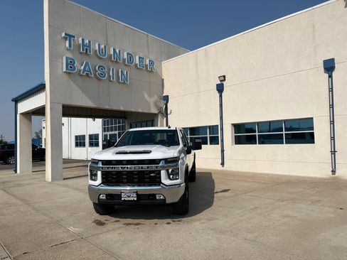 Used 2023 Chevrolet Silverado 3500 LT w/ Convenience Package AWD/4WD image 1