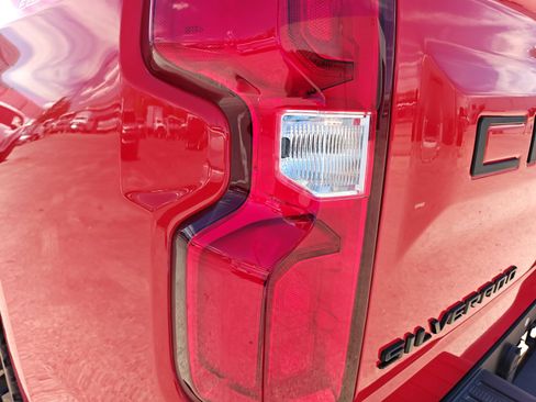 Used 2021 Chevrolet Silverado 1500 LT Trail Boss AWD/4WD image 25