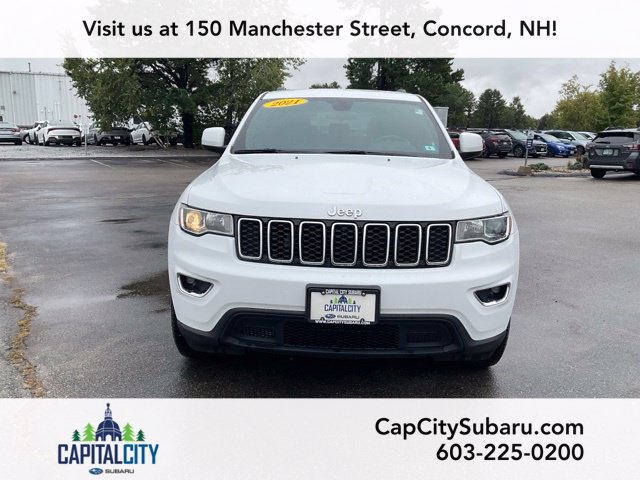 Used 2021 Jeep Grand Cherokee Laredo AWD/4WD image 2