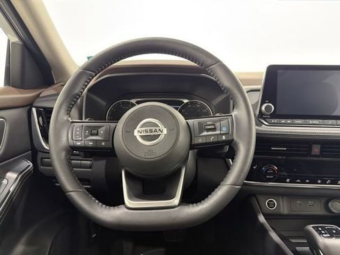 Used 2021 Nissan Rogue SV w/ Premium Package AWD/4WD image 30