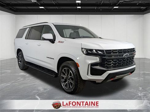 Used 2024 Chevrolet Suburban Z71 w/ Off-Road Capability Package image 7