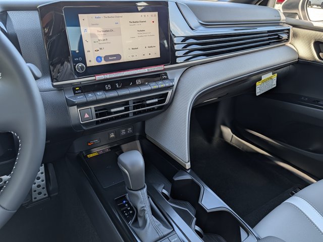 Used 2026 Toyota Camry SE FWD image 24
