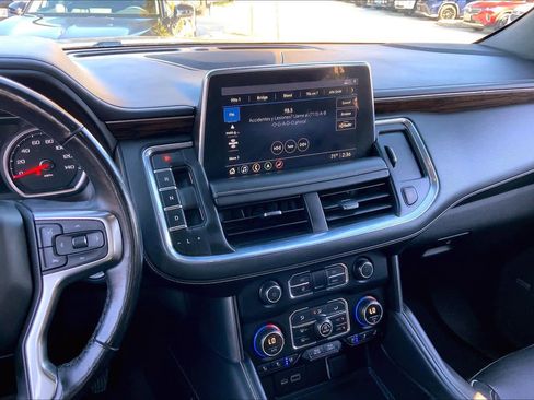 Used 2021 Chevrolet Tahoe Premier w/ Premium Package image 9