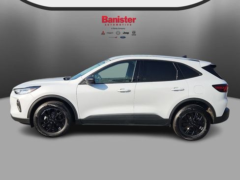 Used 2026 Ford Escape Active AWD/4WD image 7