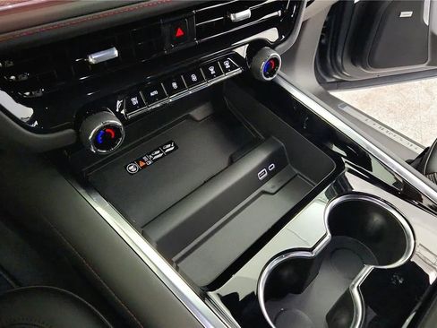 New 2026 Chevrolet Suburban RST w/ Comfort Package image 32