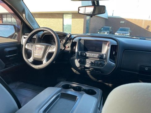 Used 2017 GMC Sierra 2500 SLE w/ SLE Preferred Package image 32