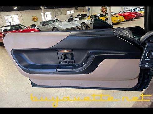 Used 1996 Chevrolet Corvette Coupe image 20
