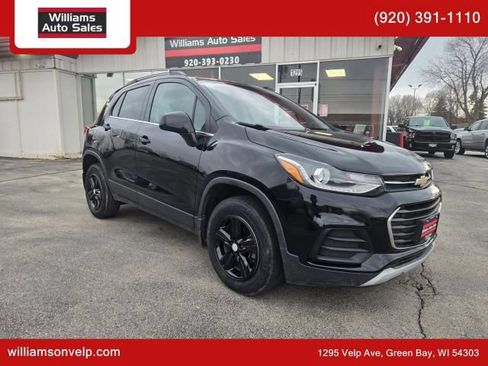 Used 2020 Chevrolet Trax LT w/ LPO, Protection Package AWD/4WD image 1