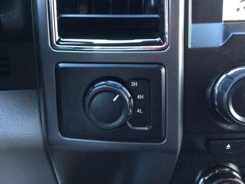 Used 2018 Ford F150 XLT w/ Equipment Group 302A Luxury image 15