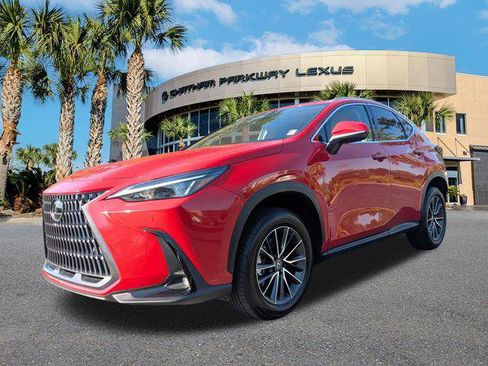 Used 2025 Lexus NX 250 FWD w/ Towing Package (2000 Lbs) image 8