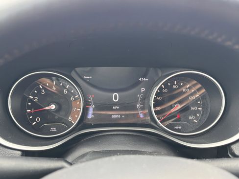 Used 2019 Jeep Compass Limited image 26