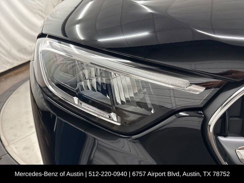 Used 2026 Mercedes-Benz GLC 300 image 11