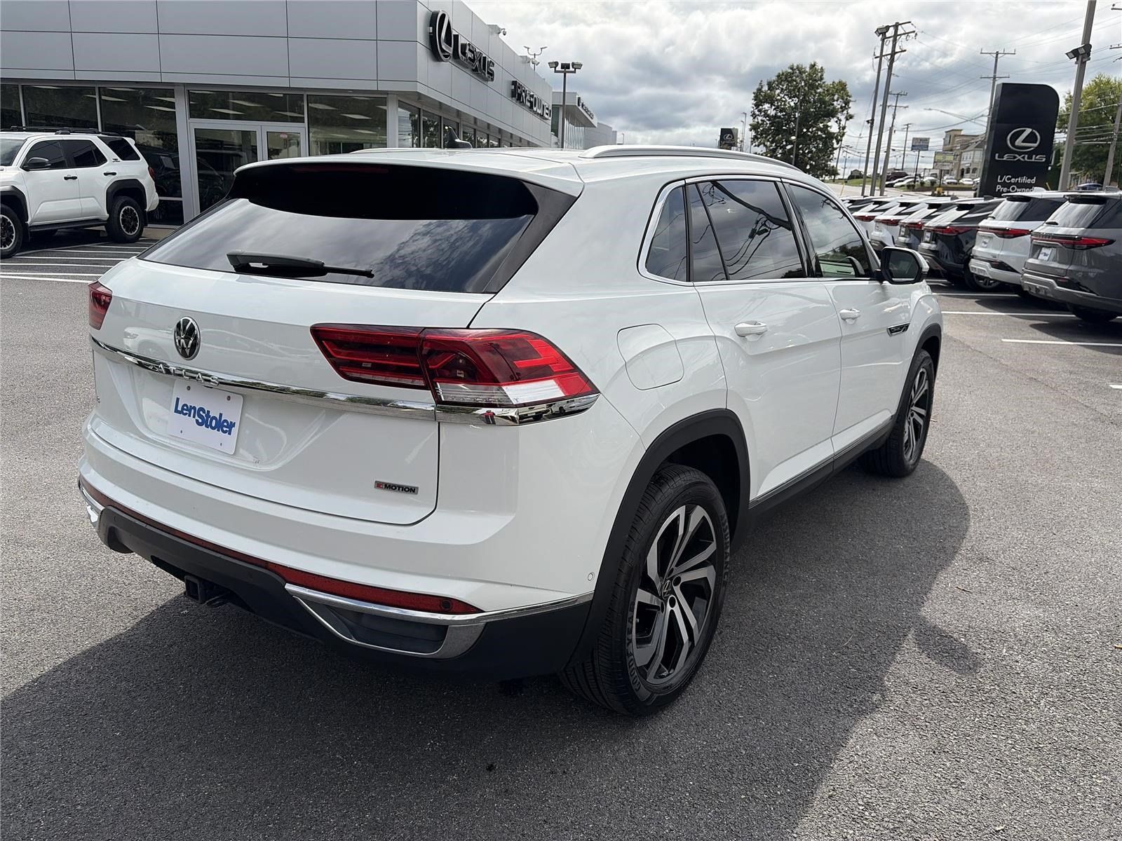 Used 2021 Volkswagen Atlas Cross Sport SEL Premium AWD/4WD image 5