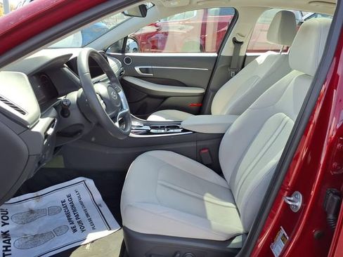 Used 2023 Hyundai Sonata SEL w/ Convenience Package FWD image 18