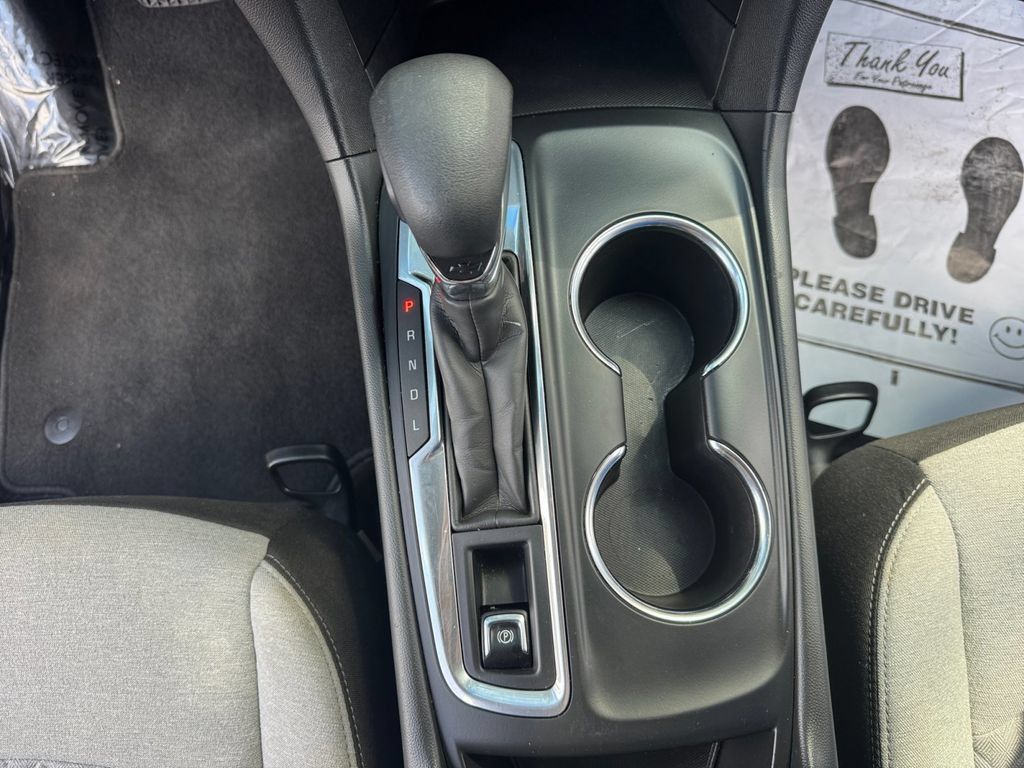 Used 2022 Chevrolet Equinox LS FWD image 24