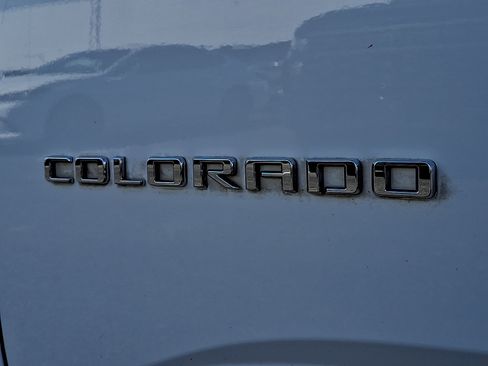 Certified 2024 Chevrolet Equinox LT FWD image 30